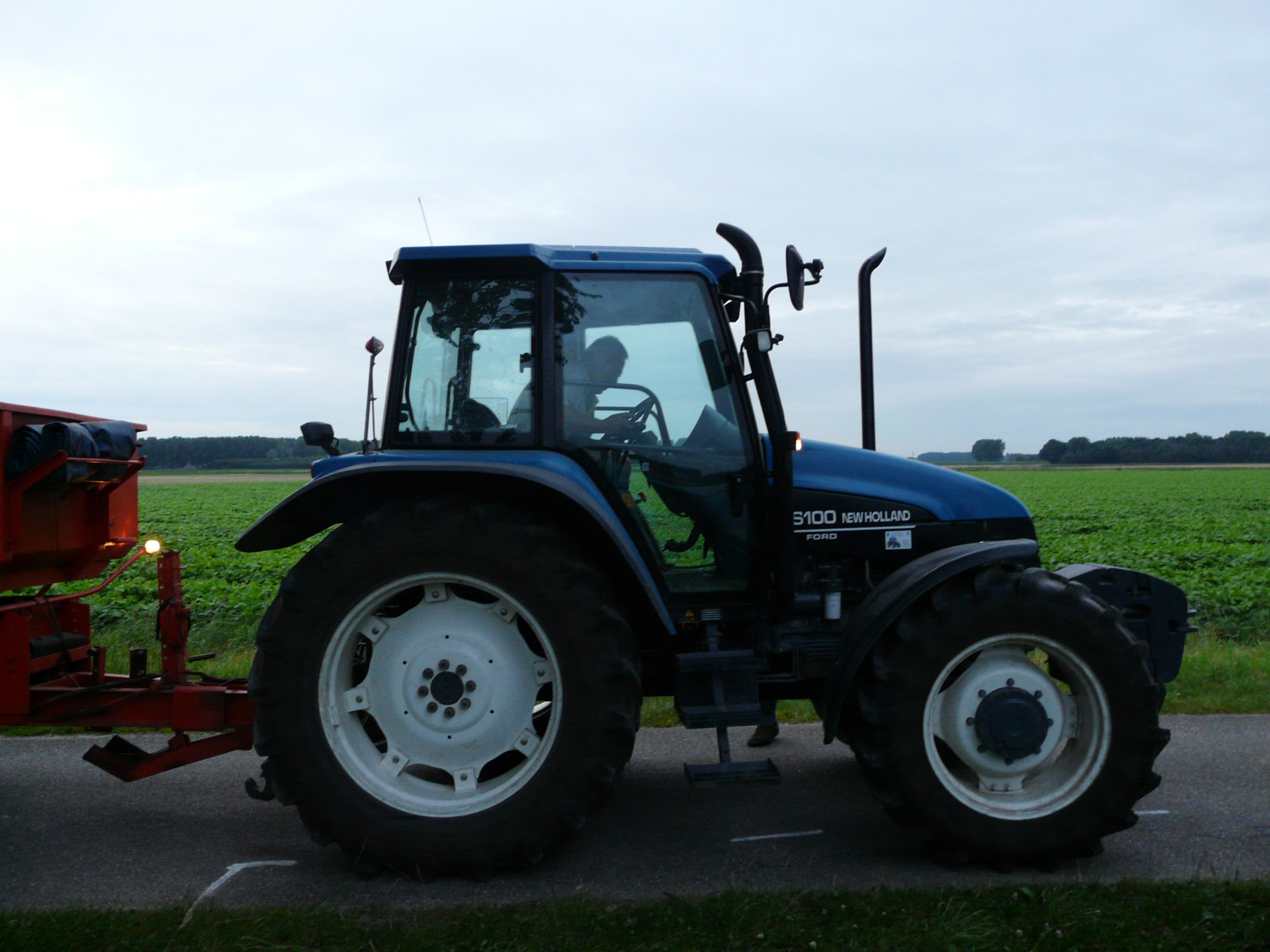 New Holland TS 100 In Actie